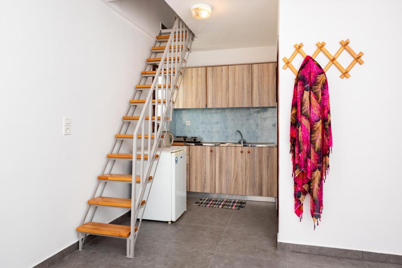 Marina'S Studios Perivolos  Ngoại thất bức ảnh